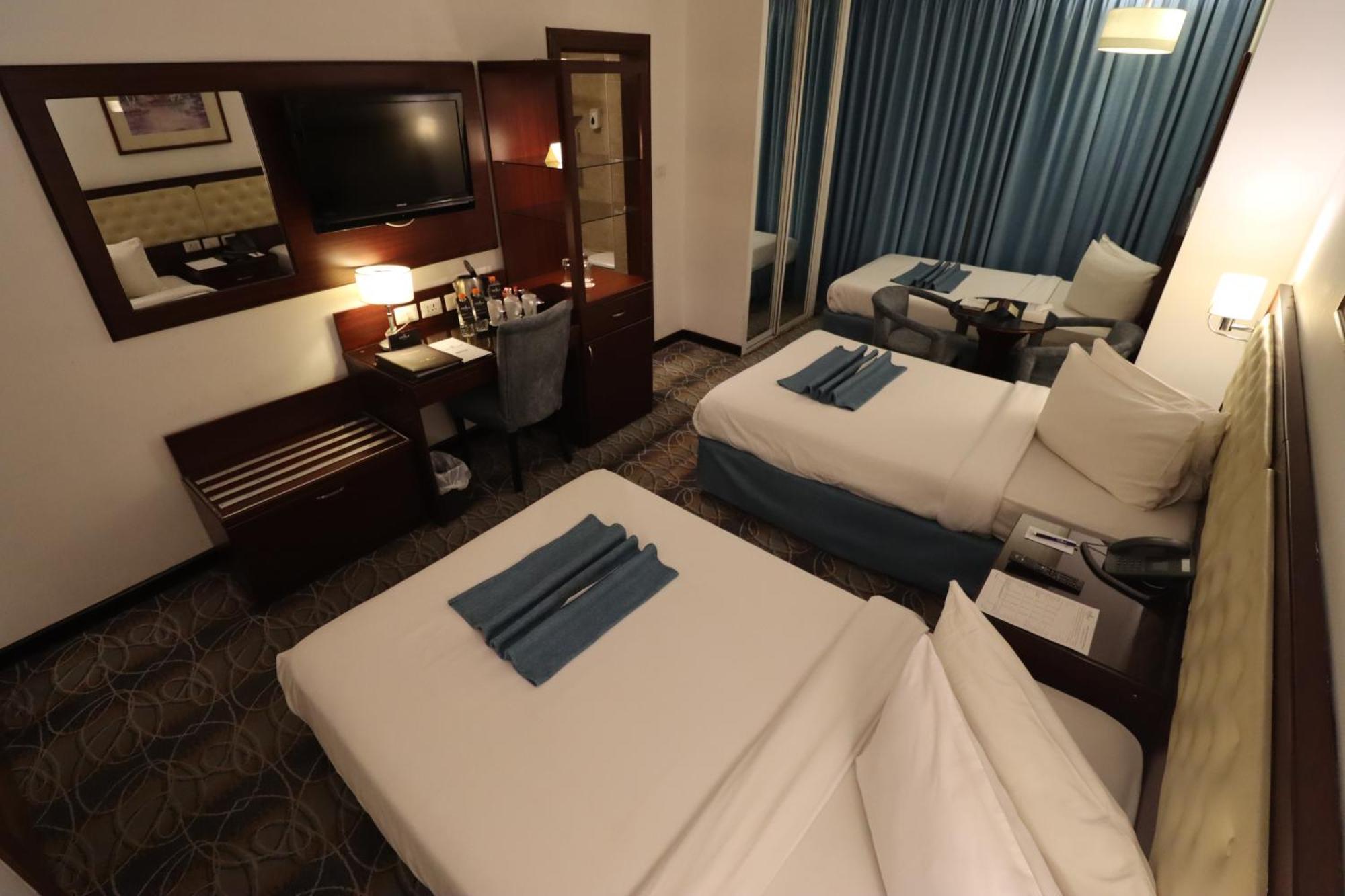 Larsa Hotel Амман Экстерьер фото